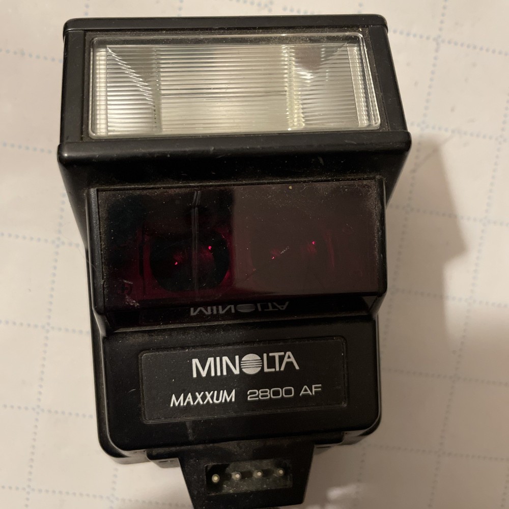 Minolta Maxxium 2800 AF Flash Unit Quality 2