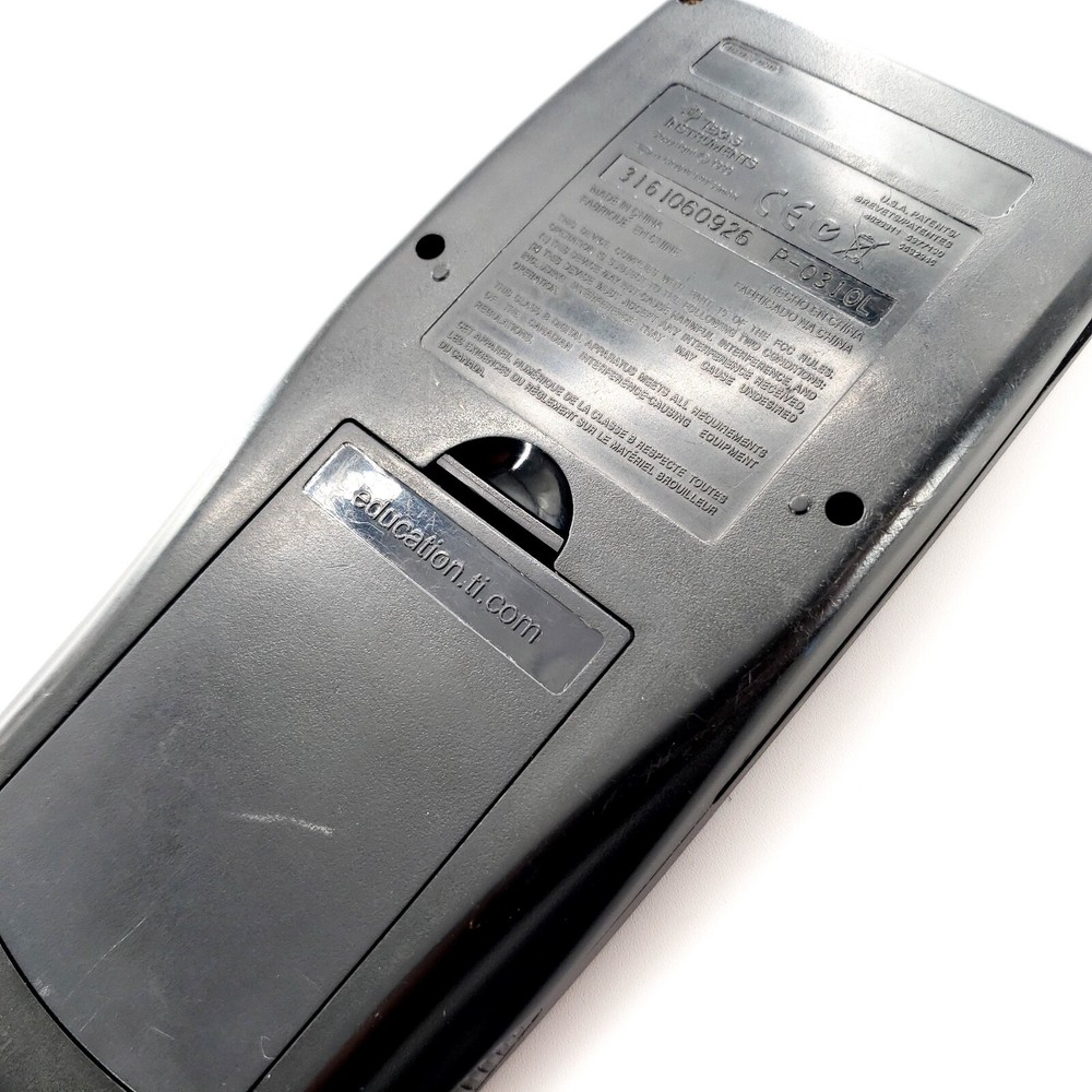 Texas Instruments TI-83 Graphing Calculator Some Powers On **HAS ISSUES** Read