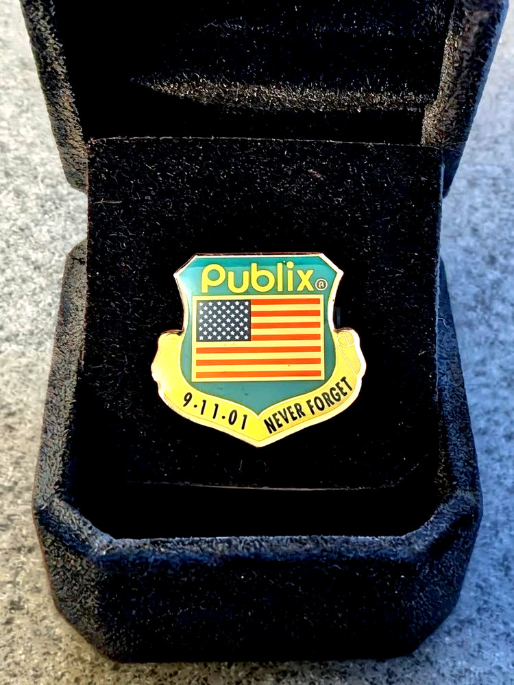 Publix Pins, Remembering 9/11/01 Pin in designer box