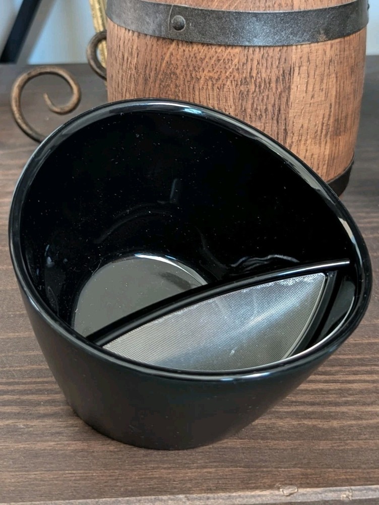 Authentic MAGISSO TEACUP TIPCUP W/ STRAINER Black