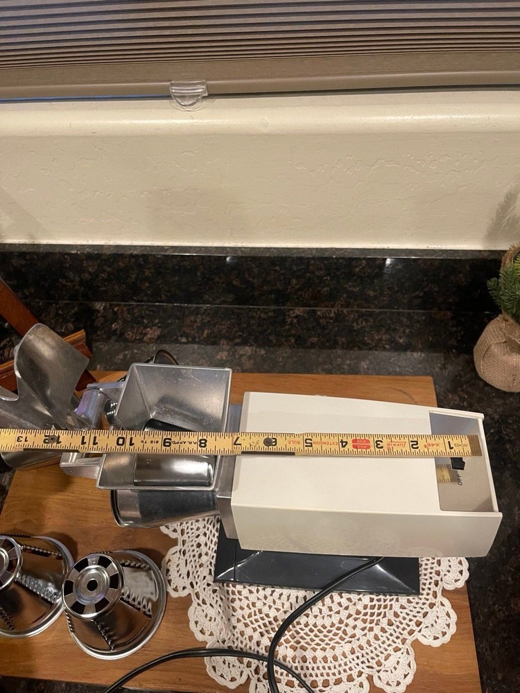Rival Grind-O-Matic 2700 Salad Shredder/ Chopper