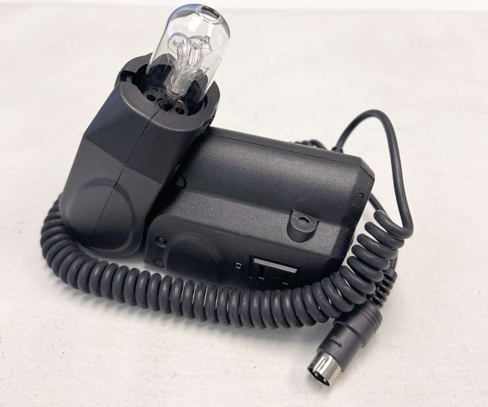 WORKING/READ Quantum Qflash T5d-R with Bulb