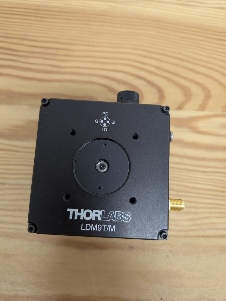 Thorlabs LDM9T/M laser mount with TEC and Controller