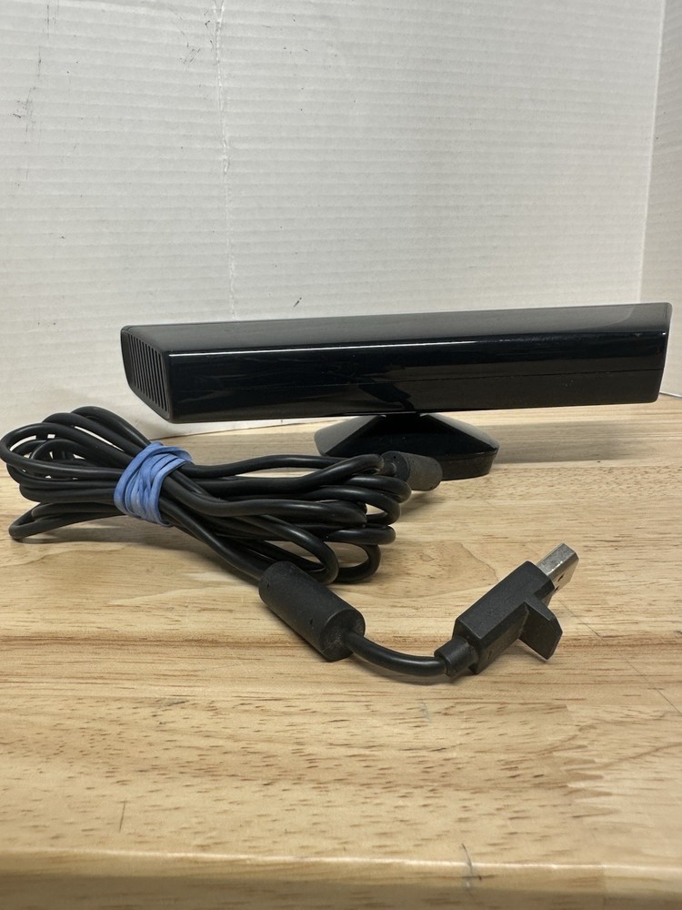 Official Microsoft Xbox 360 Kinect Motion Sensor Bar! ~ Works Great! Fast Ship!