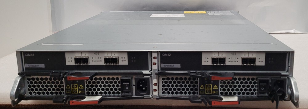 NetApp DS212C Disk Array Shelf w/ 2x IOM12 Controllers, 2x PSU