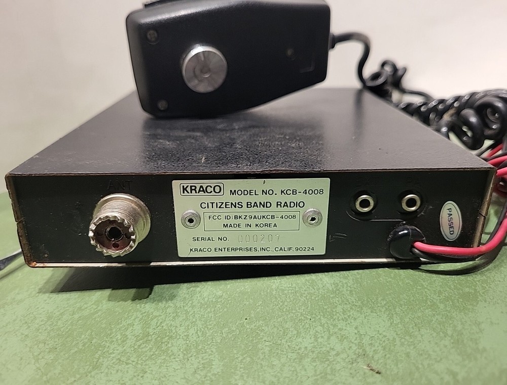 Kraco KCB 4008 CB Radio