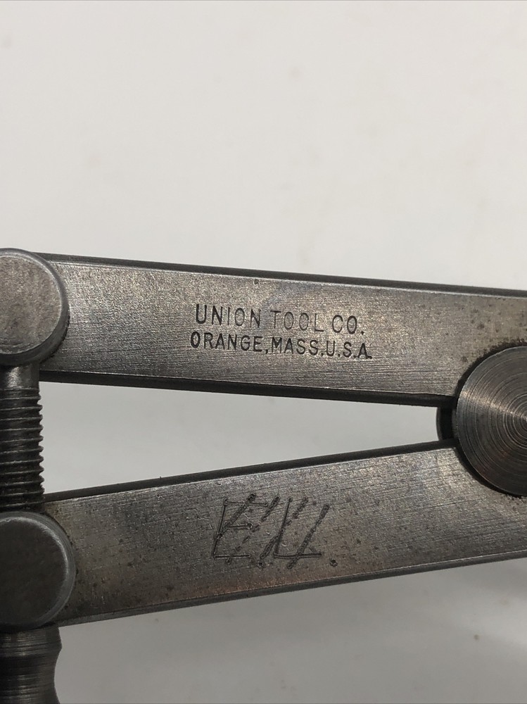 Vintage Union Tool Co. 6 1/2” Inside Spring Caliper Flat Leg Style