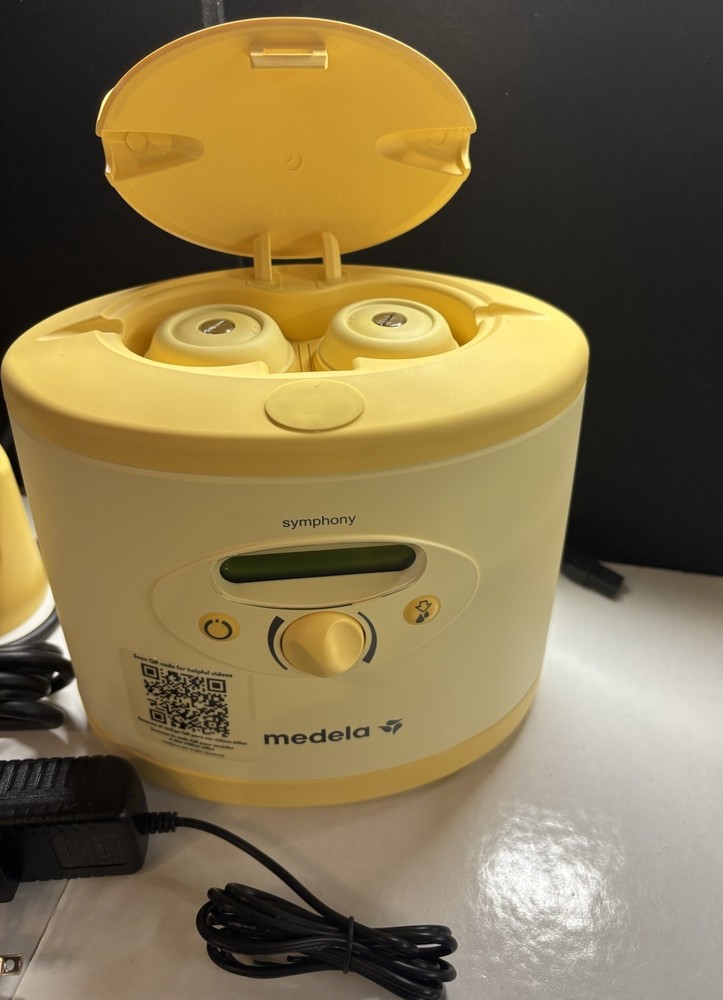 MEDELA SYMPHONY PLUS WITH INITIATION TECHNOLOGY. NEW OPEN BOX OCT 2025.