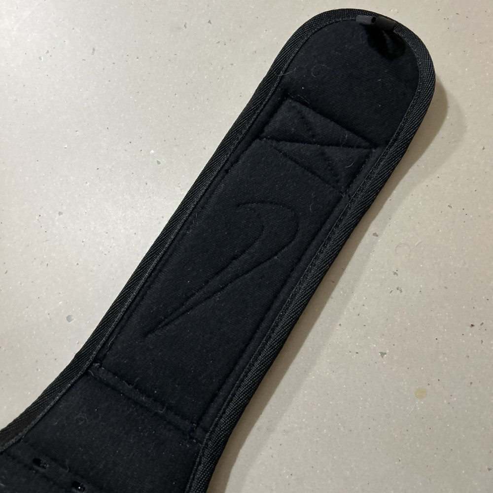 Nike Structured Weight Lifting Belt Adjustable Fit Black EUC Training