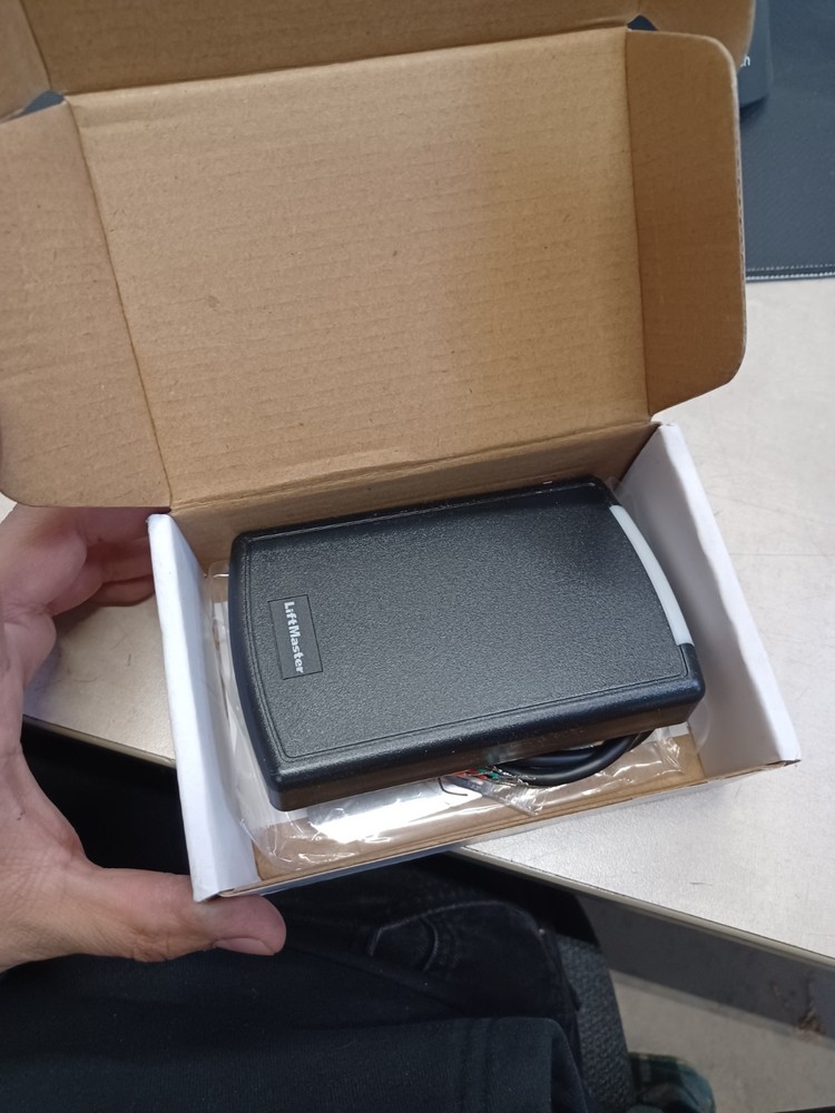 Liftmaster SRDRST Standard Smart Reader with Multi-Technology