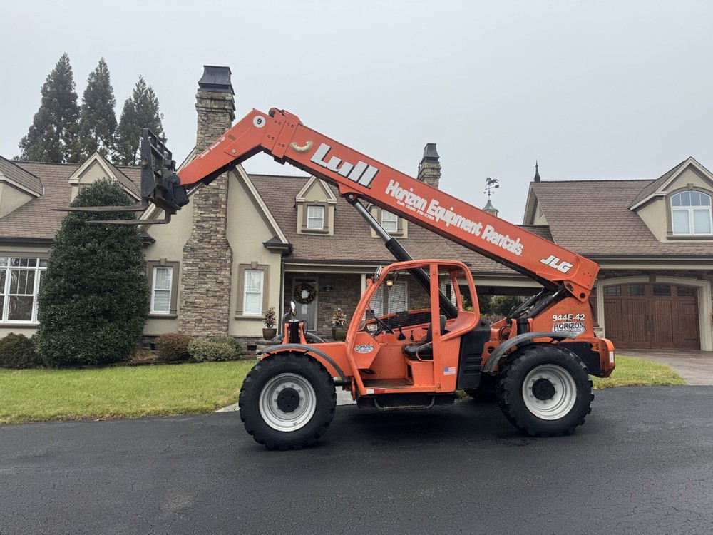Lull 944e Telehandler