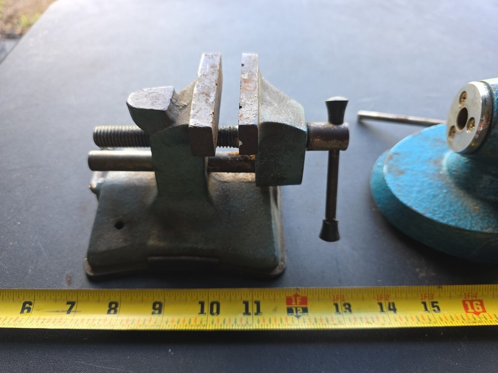 2 Vintage Table Top Vises