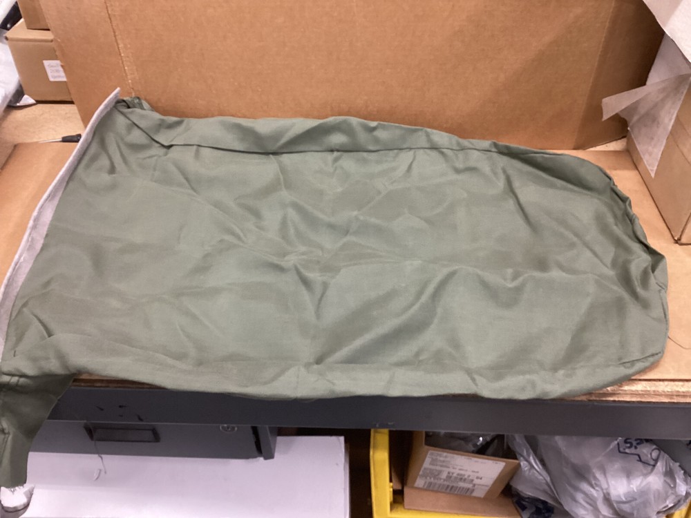 Seat cover, back Oshkosh 2540-01-479-9182