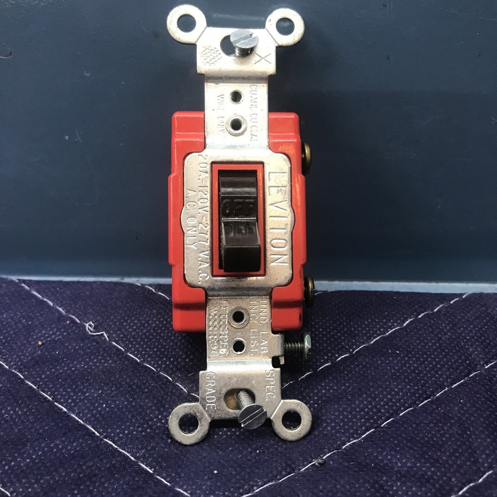 Leviton 20 Amp 120 V Industrial Toggle Switch, Black