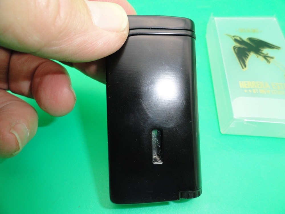HERRERA ESTELI MIAMI BY DREW ESTATE CIGAR LIGHTER