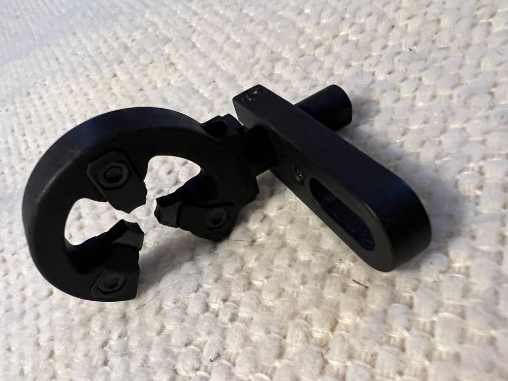 Shoot Through Archery Sight