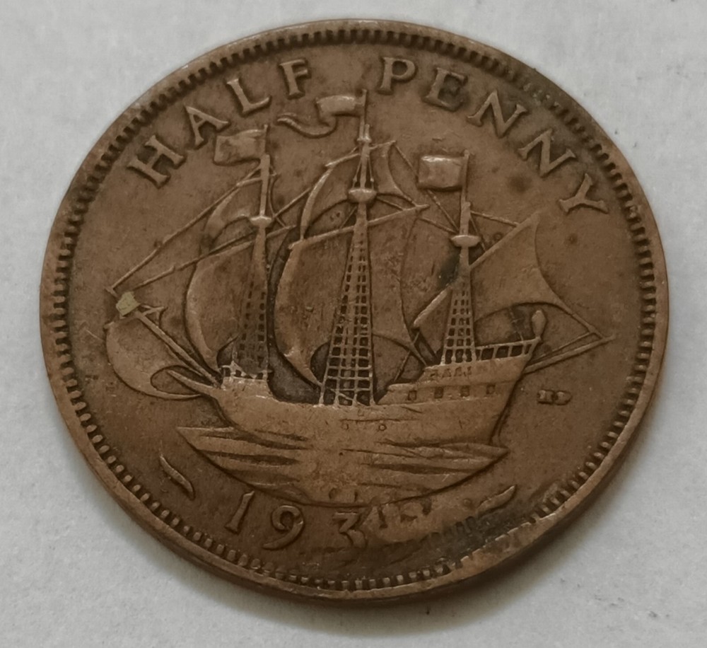 George V and George VI coins with error