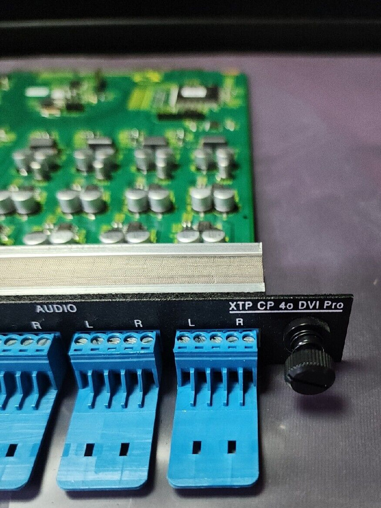 Extron INPUT XTP CP 4o DVI Pro 70-684-11