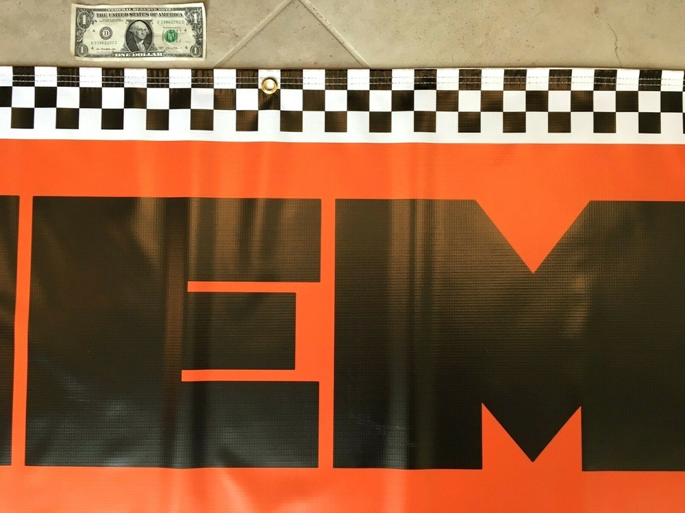 HEMI Garage Banner Sign (Large 2'x5')