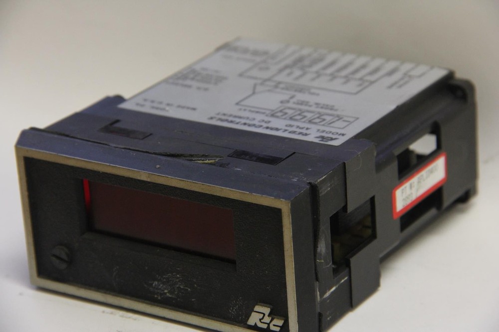 RED LION CONTROLS APLID DC Current Meter