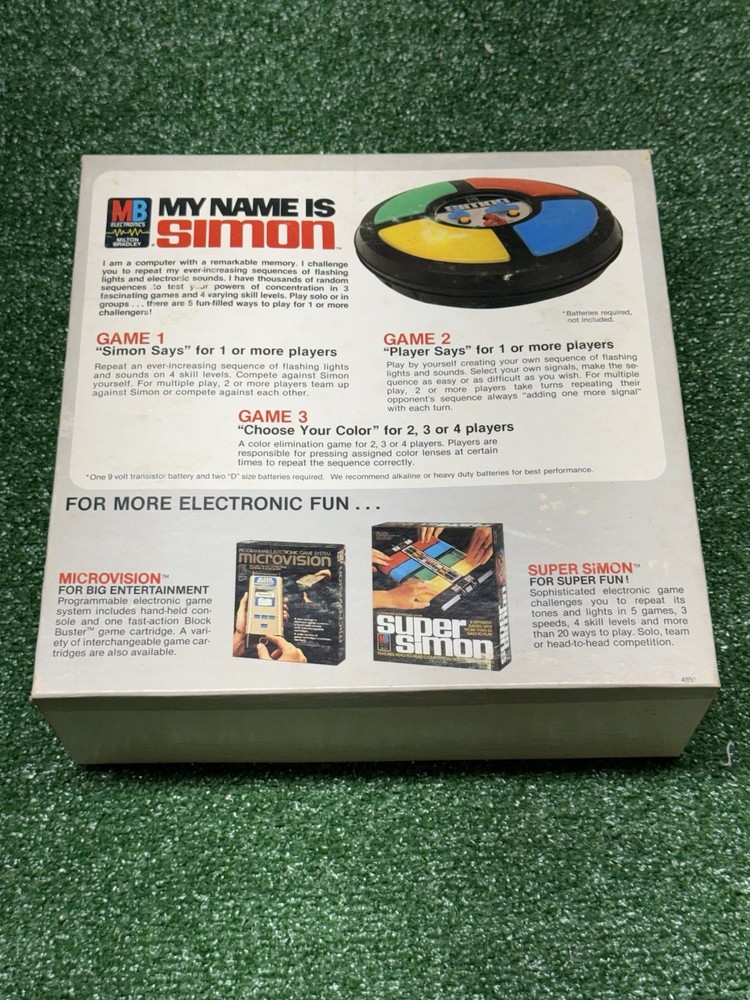 Vintage Milton Bradley Simon Electronic Memory Game 1978 with Box & Instructions