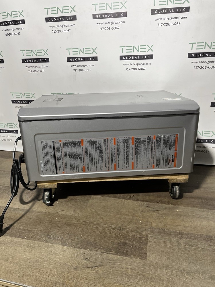 Rinnai RX199iN Tankless Water Heater 199k BTU Nat. Gas/Propane Gas (B-26 #1671)