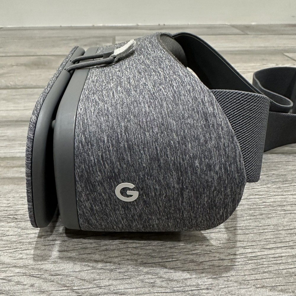 Google Daydream View VR Headset Slate Grey Virtual Reality Remote Control