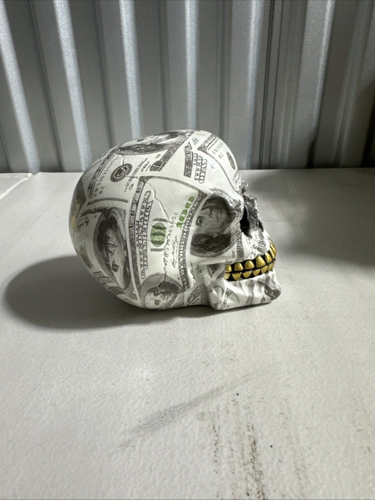 Porcelain skull decor