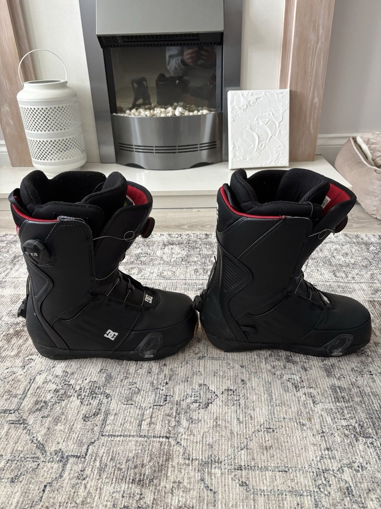 Burton Step On Bindings And DC Step On boots