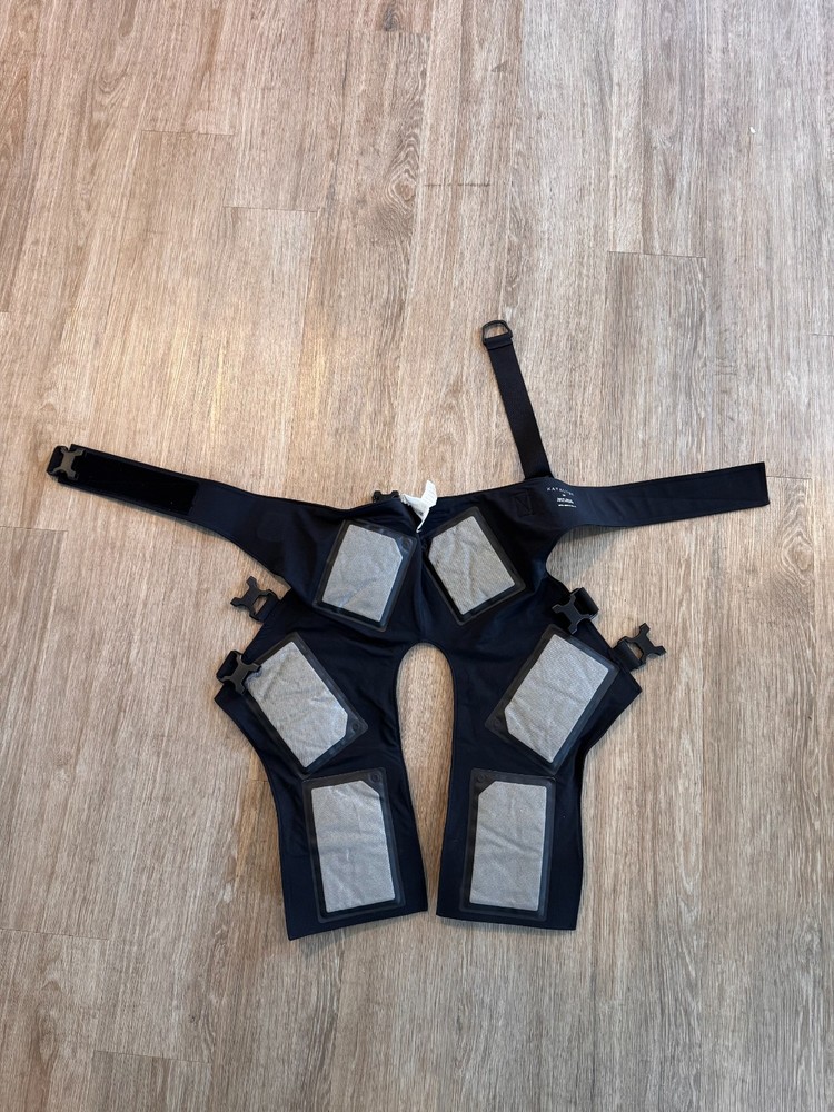 Katalyst EMS Home Training Workout Suit - Shorts Size Medium M