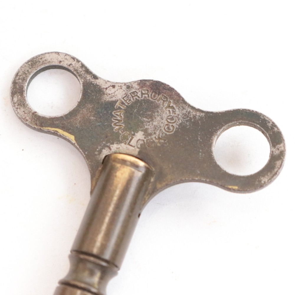 Waterbury Clock Key 30 Hour 3.00mm - RC2134