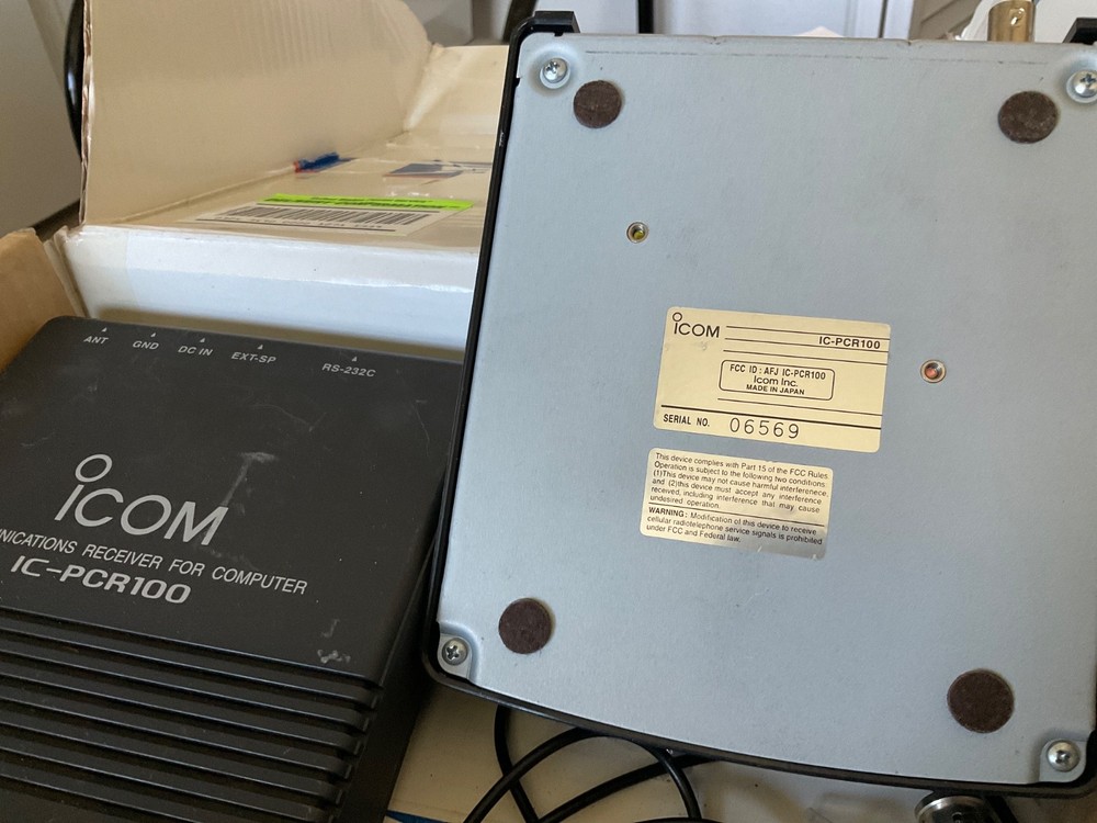 icom communication receivers set 2