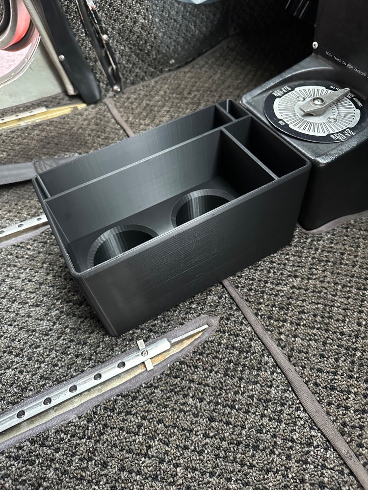 Aviation Center Cup Console