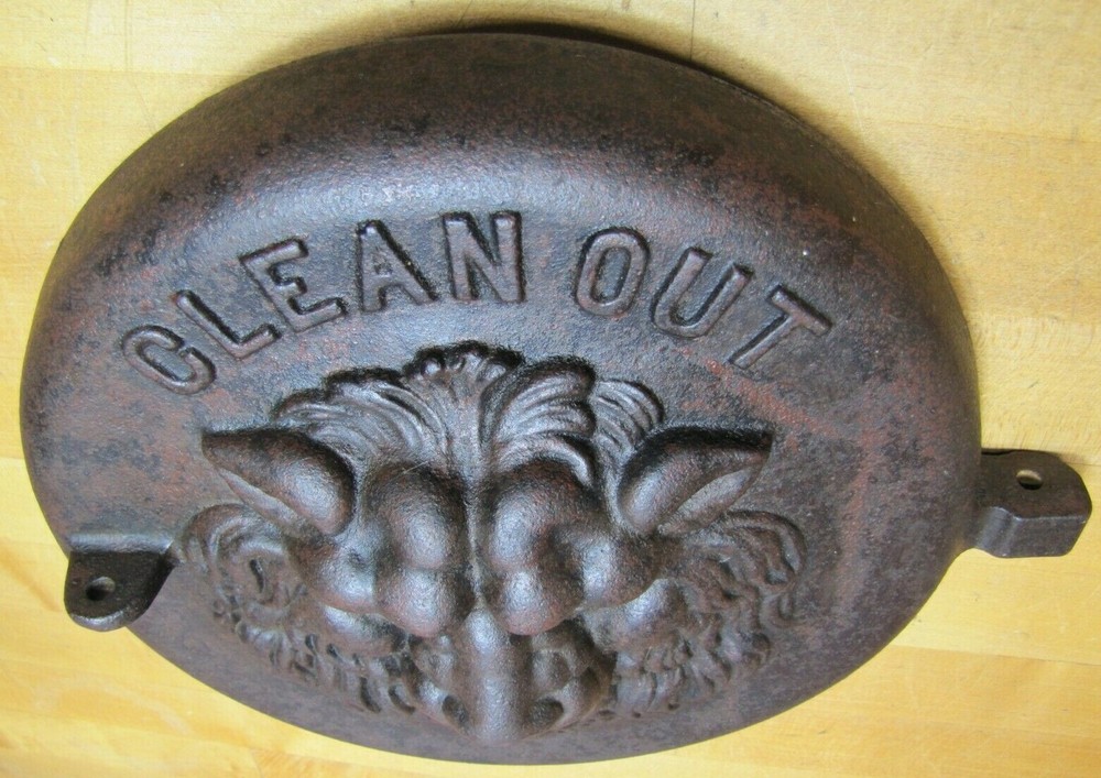 LIONS HEAD BEAST CLEAN OUT Antique Cast Iron Architectural Hardware Element