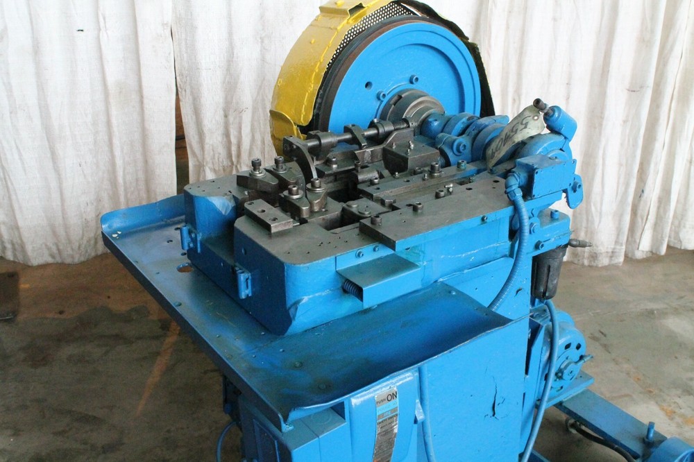 ROBERTS SINGLE STROKE END FORMING PRESS: YODER #55409
