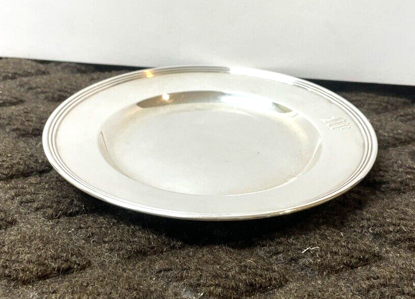 ONE. International sterling H413 Serving/Bread Plate, 71.5 Grams Average