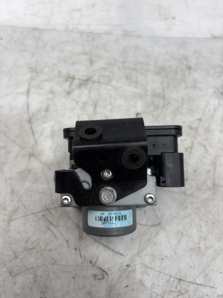 '13-'16 Kawasaki Z800 ABS Pump Module