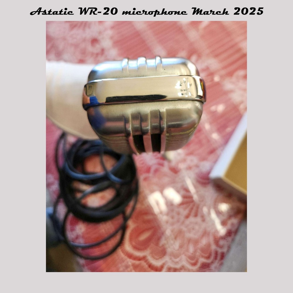 Astatic WR-20 Dual Crystal Microphone. Untested. Original Box with Extras