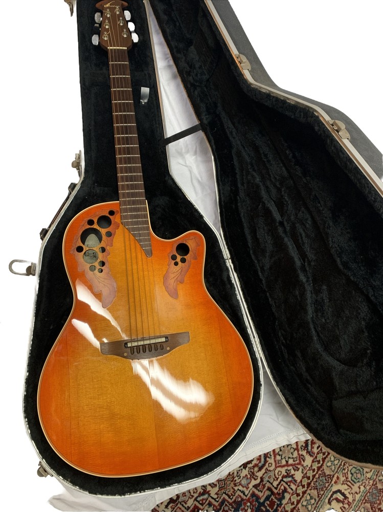 Ovation 6768 Elite Standard w/Hardcase