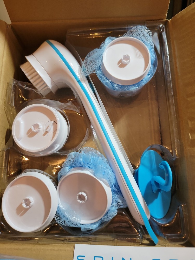Spin Spa Spinning Shower Brush With w/ Attachments New in Box