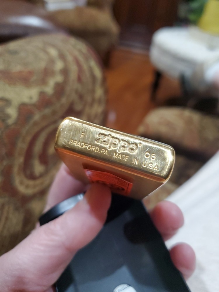 Zippo 204B Classic Brushed Brass Plated Plain Body Windproof Pocket Lighter
