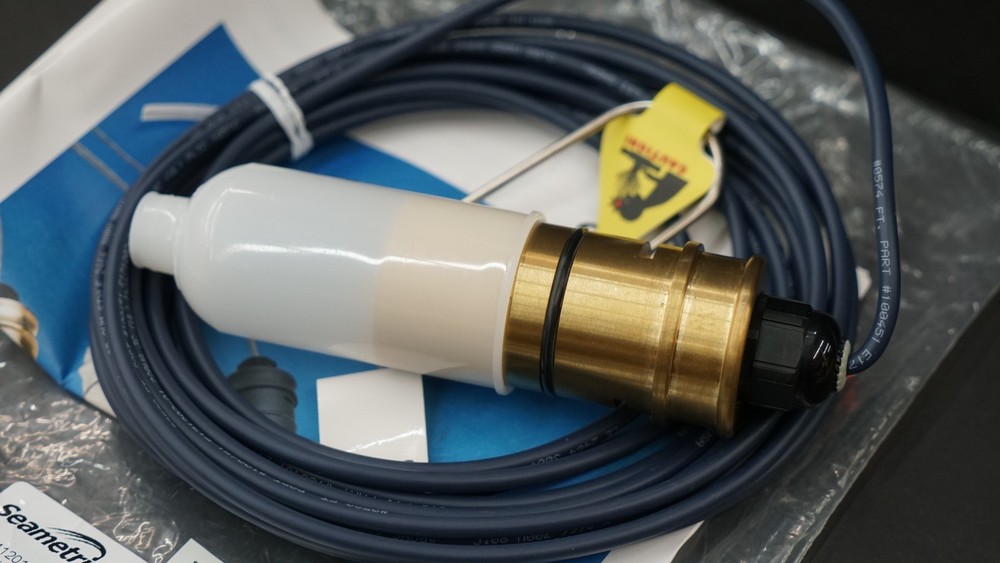 SEAMETRICS IP810B Fixed Depth Paddlewheel Flow Meter, IP800 Series