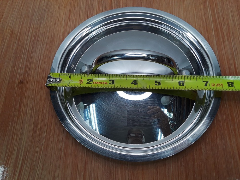 Staineless Steel Replacement Round Lid Medium Pots. Pre-owned.