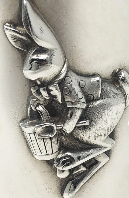 Napier Silver plated child Cup Peter Rabbit with lid