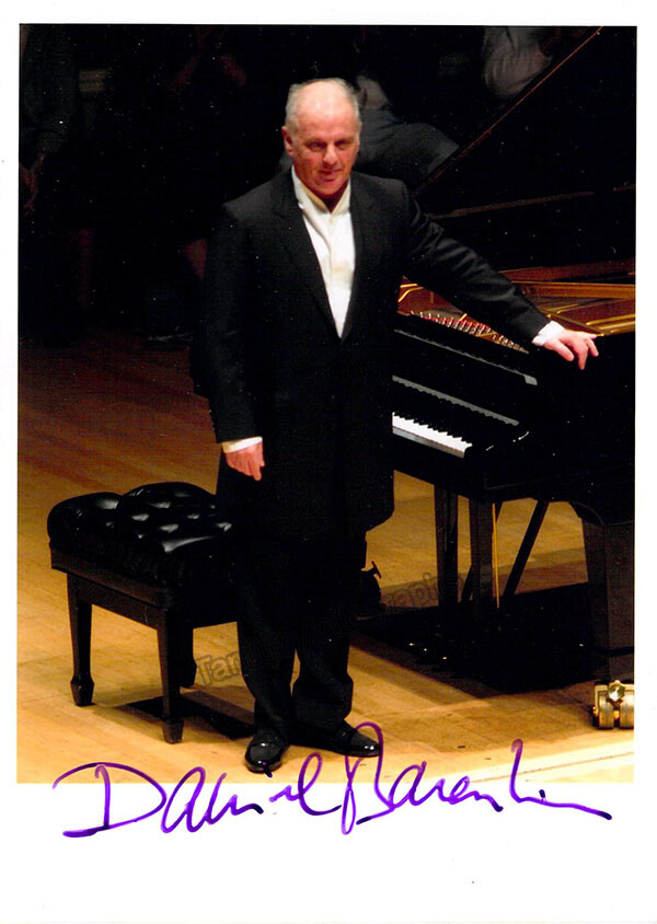 Barenboim, Daniel - Signed Photograph in Performance