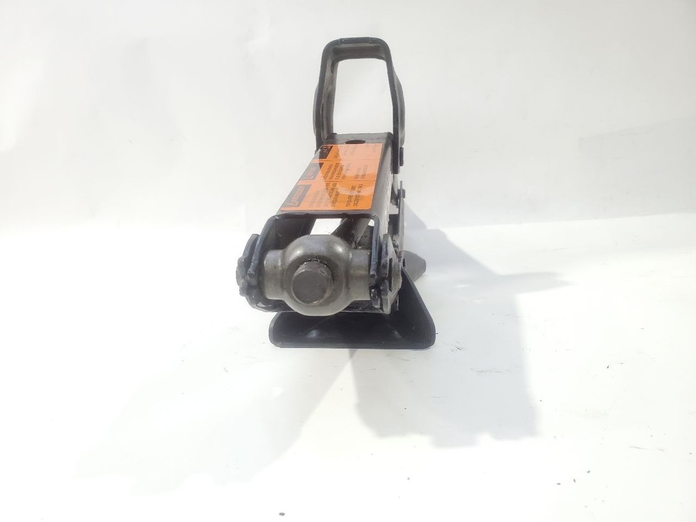 2006 Nissan Titan OEM Jack With Tools