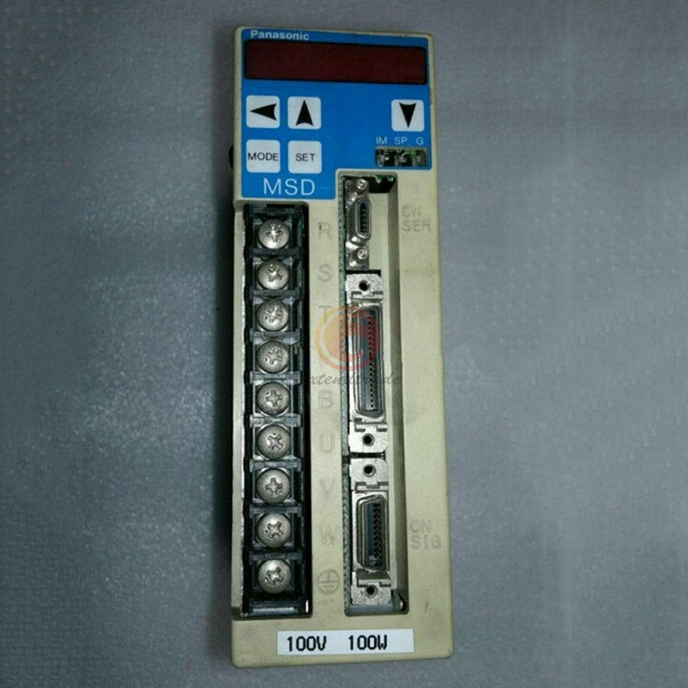 1x USED Panasonic MSD011A4X Servo Drive