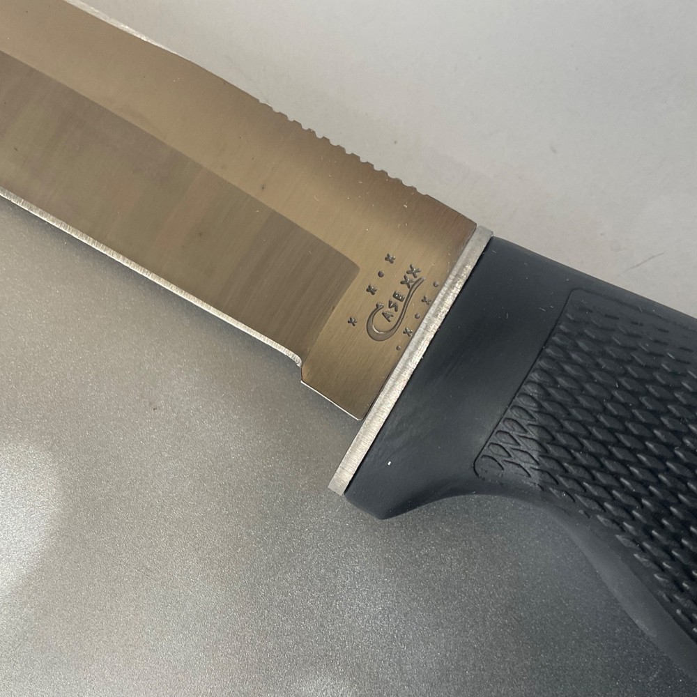 Case Knife Fixed Blade Lightweight Hunter with Sheath 00592