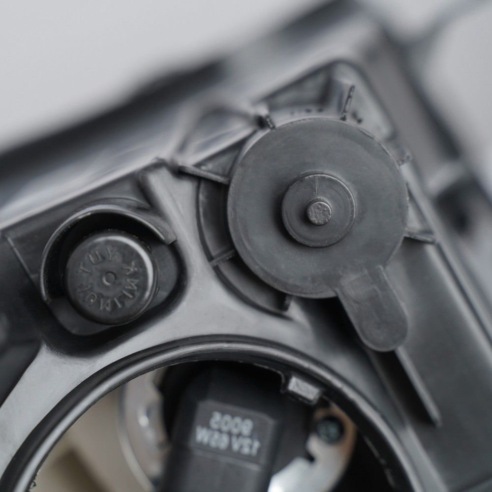 For 2017-2021 Jeep Compass Halogen Headlight Chrome With Bulb Left Driver Side