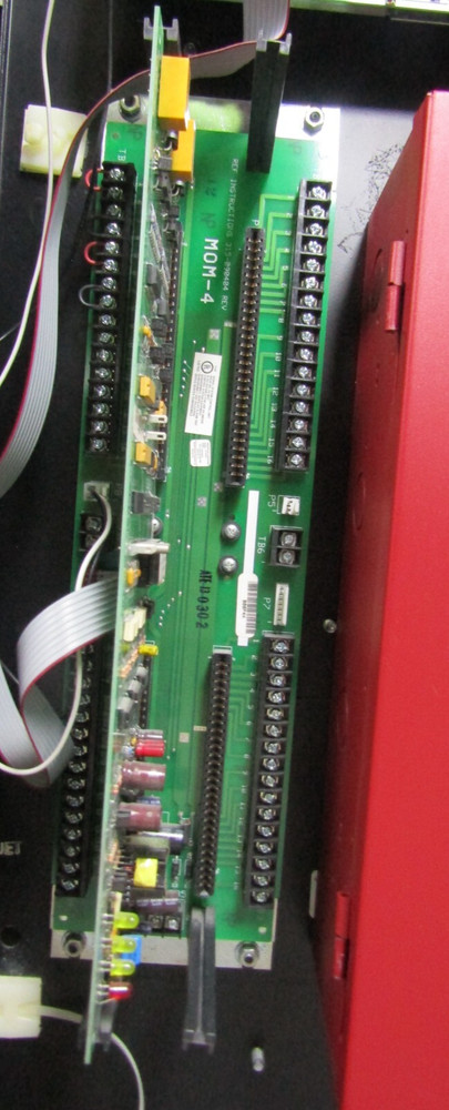 😀 SIEMENS CERBERUS PYROTRONICS FIRE ALARM PANEL W/ KEYS MXL